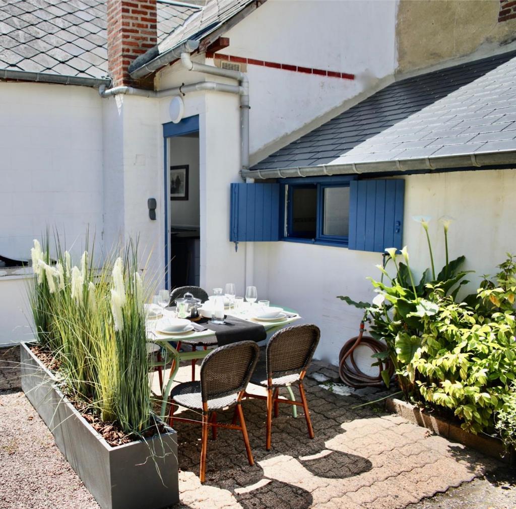 La Maison De Pecheur De Ginette Cabourg Eksteriør bilde
